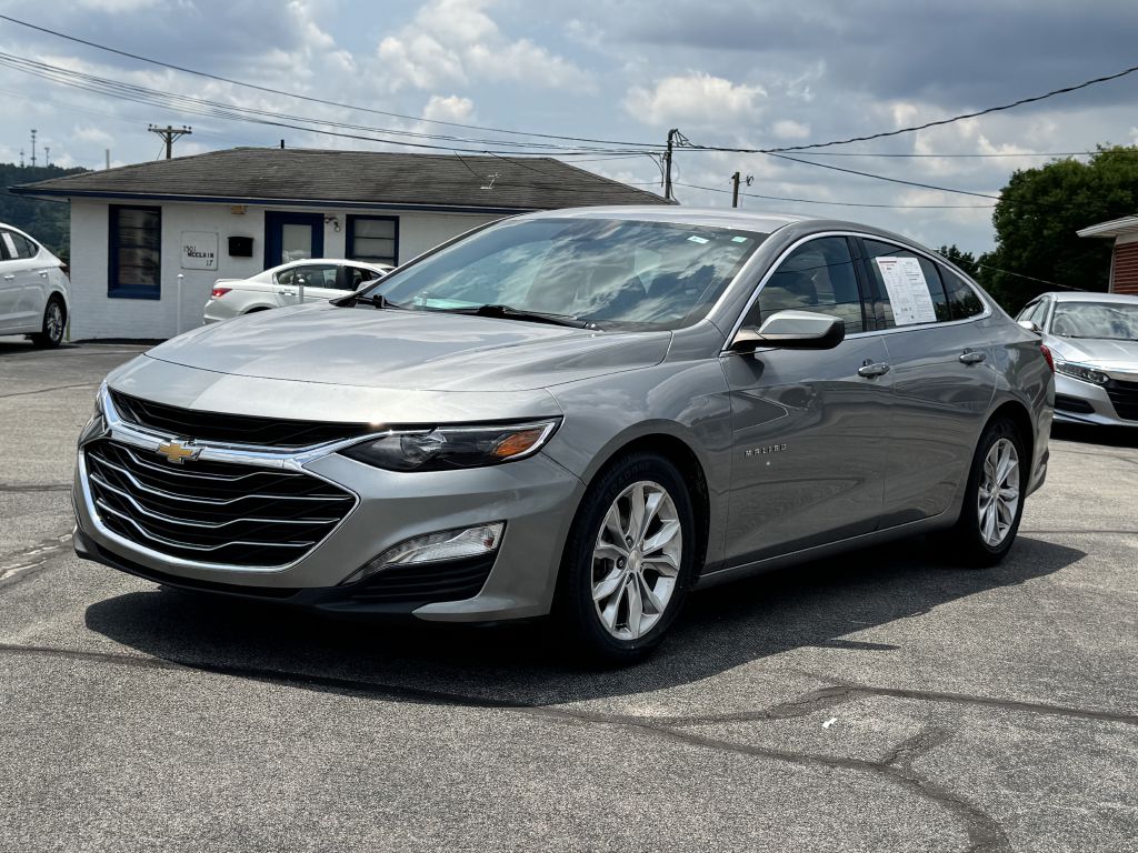 Photo 4 of this CHEVROLET MALIBU