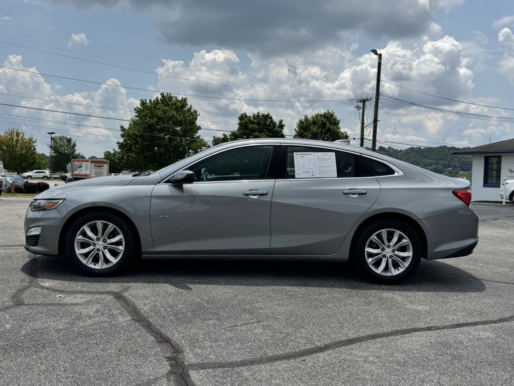 Photo 5 of this CHEVROLET MALIBU