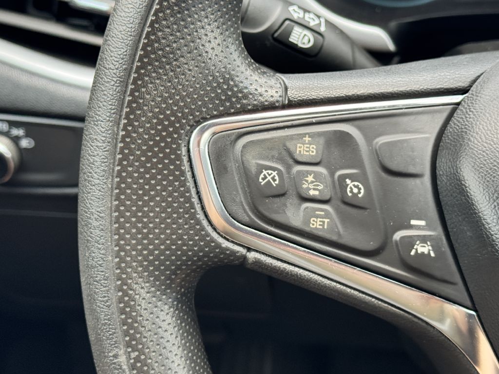 Photo 18 of this CHEVROLET MALIBU