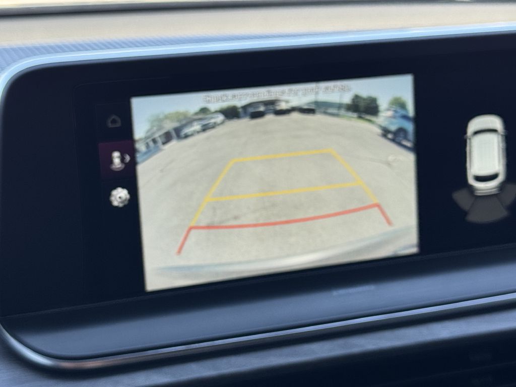 Photo 20 of this KIA TELLURIDE