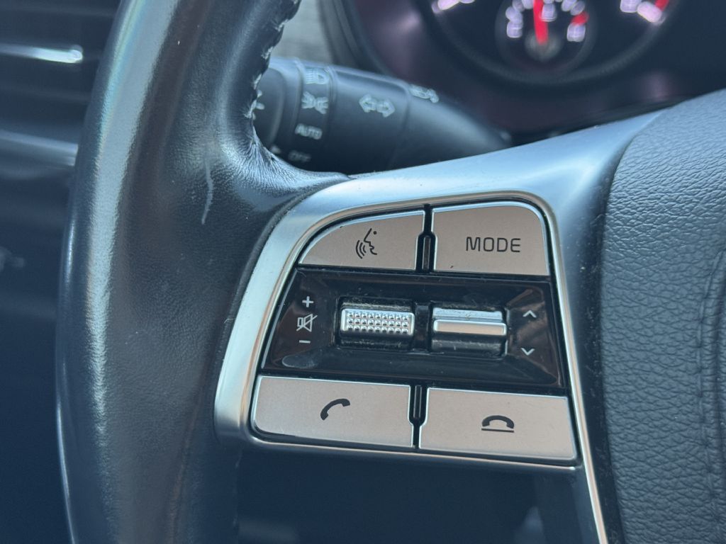 Photo 24 of this KIA TELLURIDE
