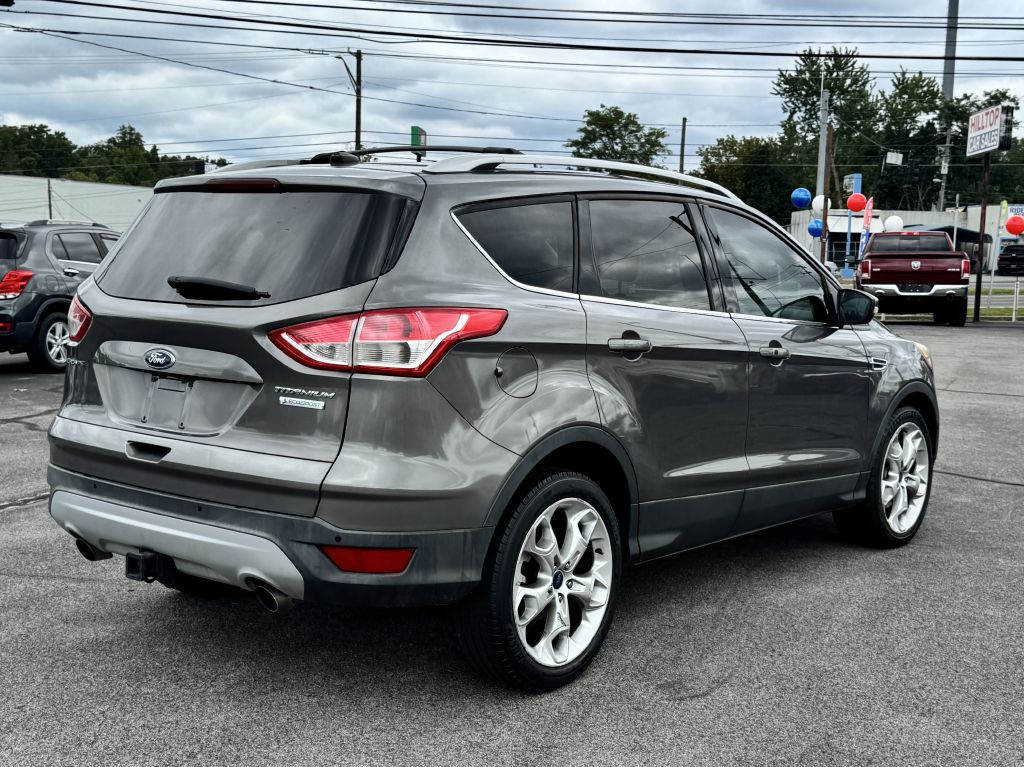 Photo 10 of this FORD ESCAPE