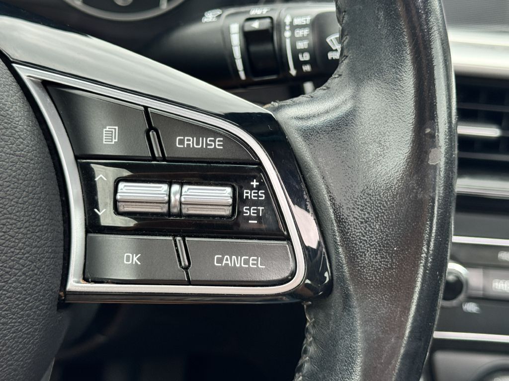 Photo 21 of this KIA OPTIMA