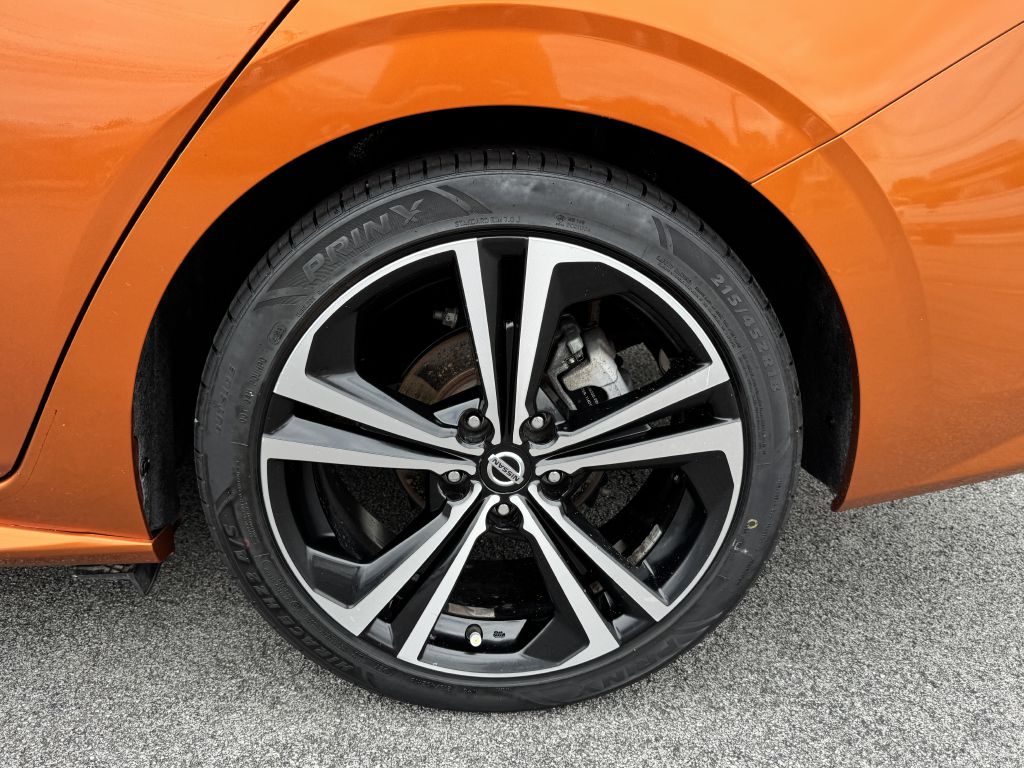 Photo 9 of this NISSAN SENTRA