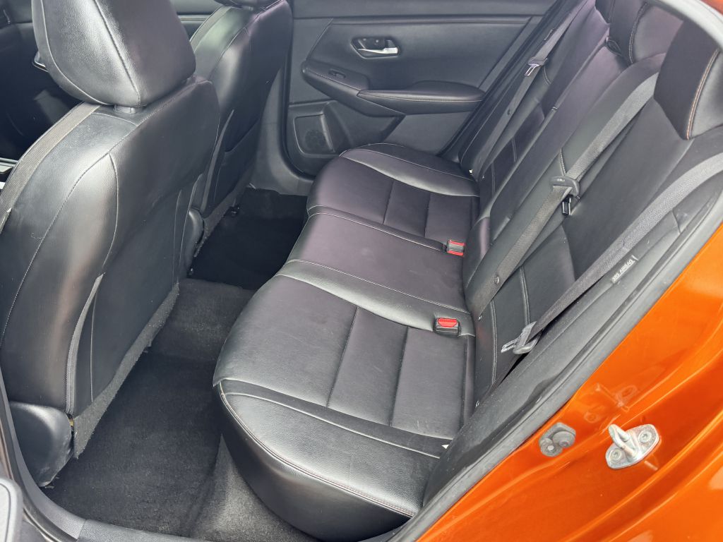 Photo 10 of this NISSAN SENTRA