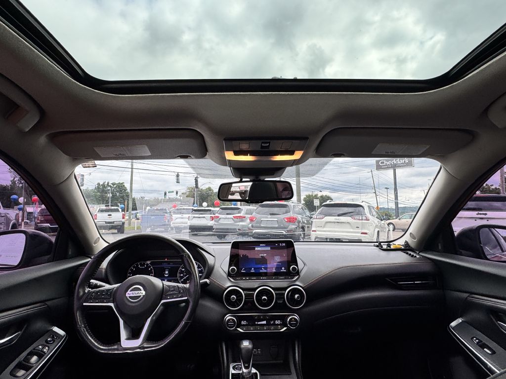 Photo 12 of this NISSAN SENTRA