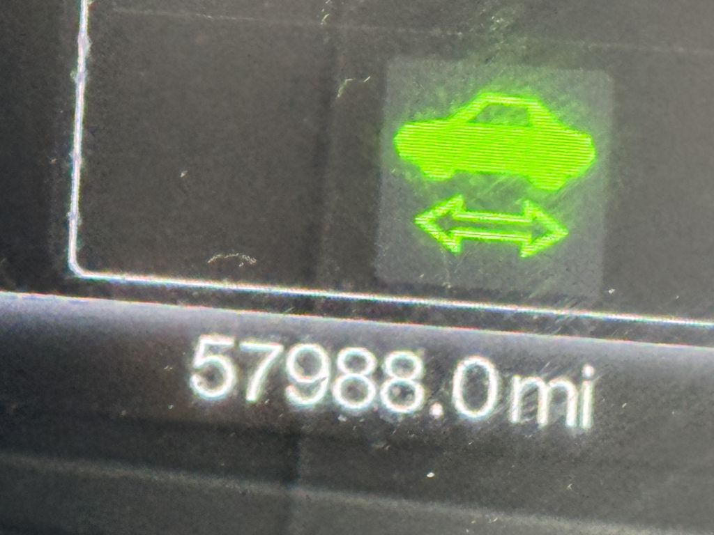 Photo 16 of this FORD FUSION