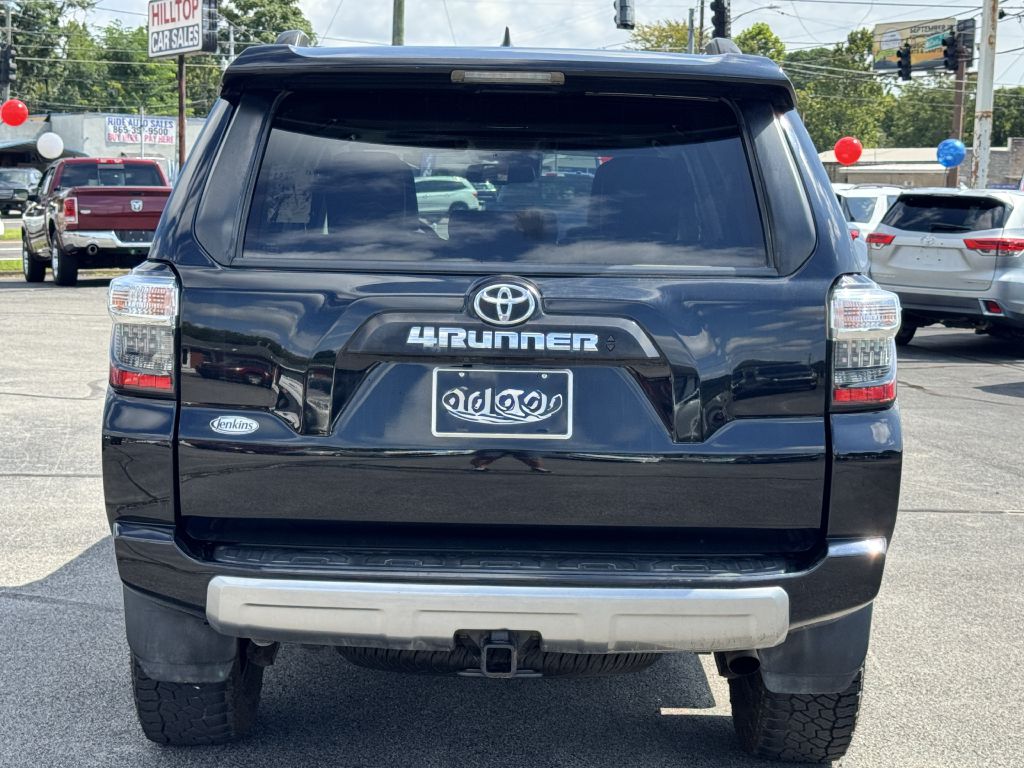 Photo 7 of this TOYOTA 4RUNNER