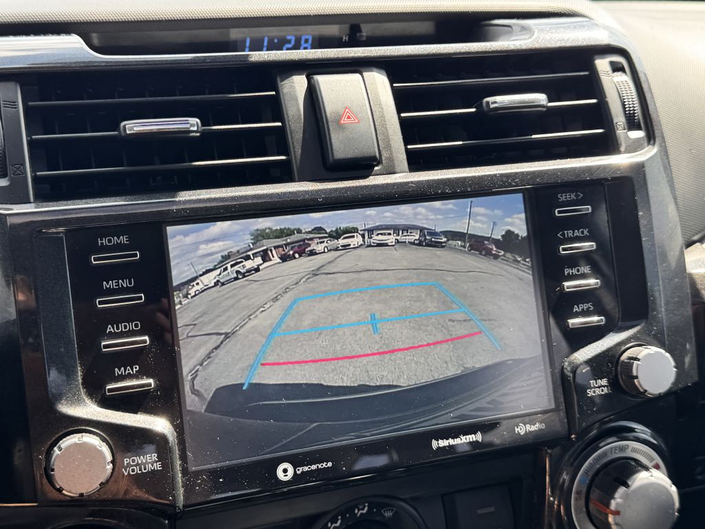 Photo 23 of this TOYOTA 4RUNNER
