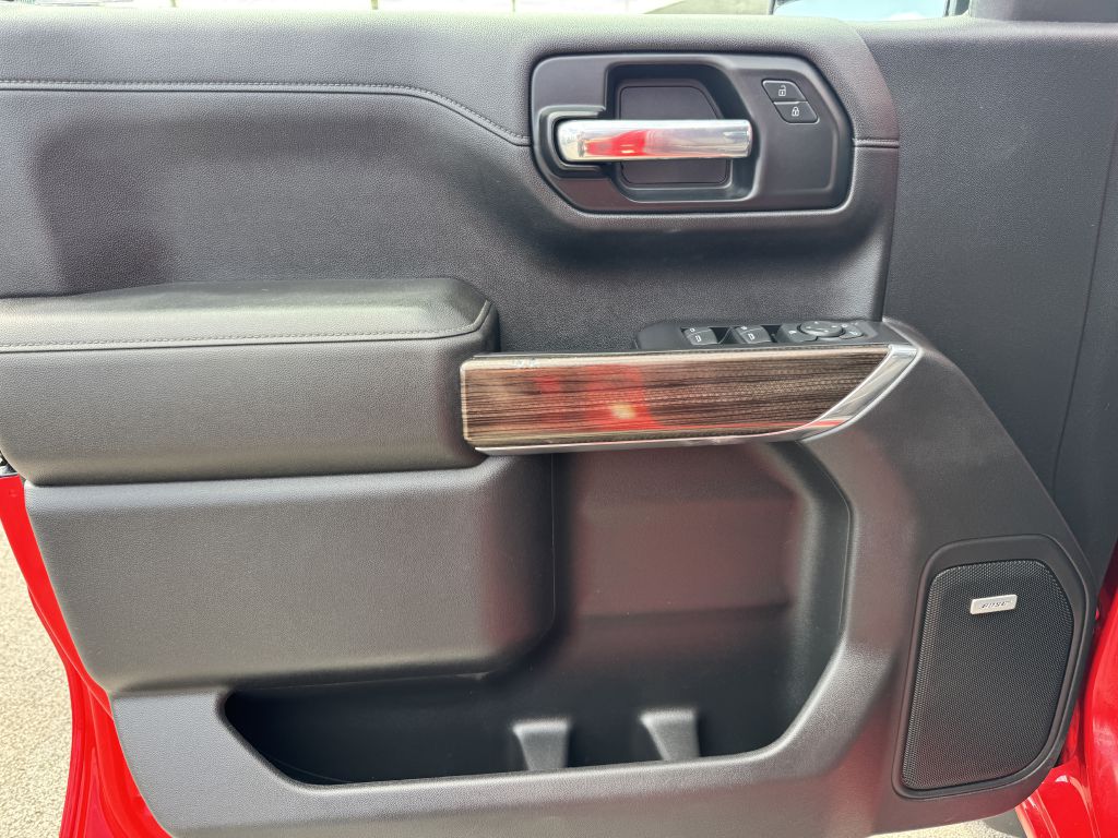 Photo 15 of this CHEVROLET SILVERADO 1500