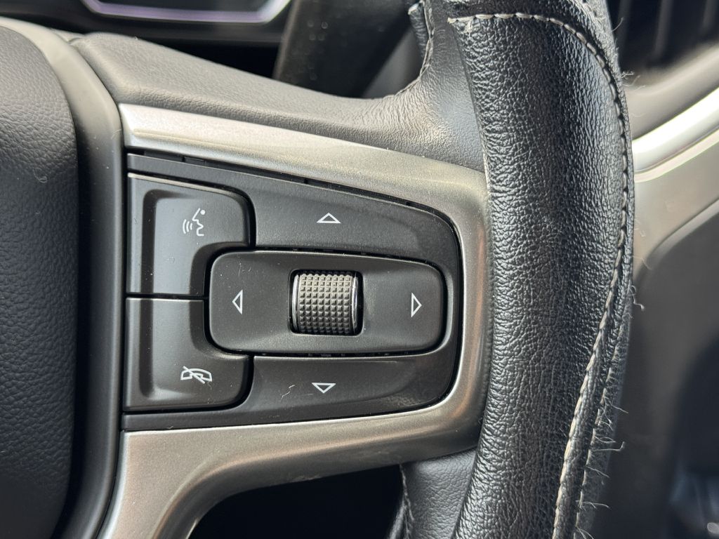 Photo 19 of this CHEVROLET SILVERADO 1500