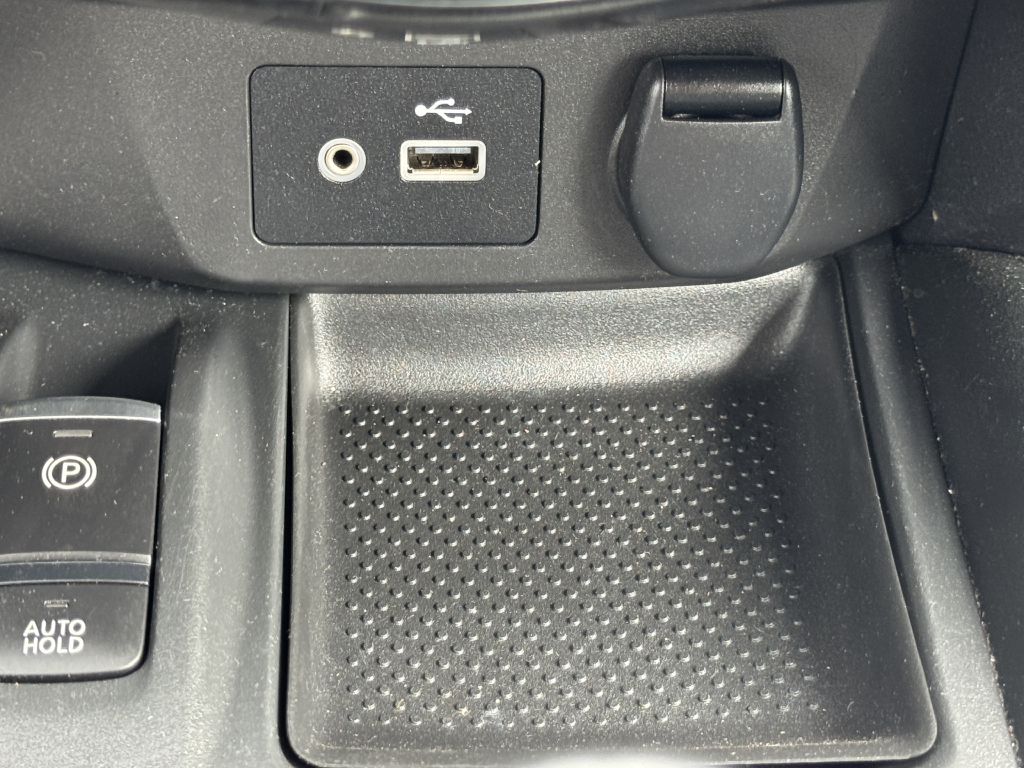 Photo 25 of this NISSAN ROGUE