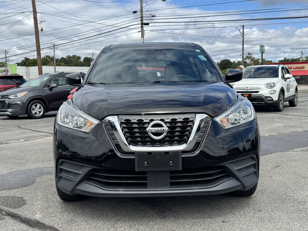Photo 2 of this NISSAN KICKS