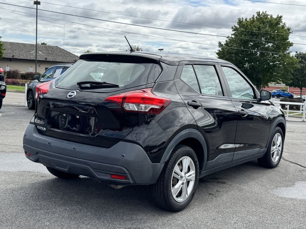 Photo 8 of this NISSAN KICKS