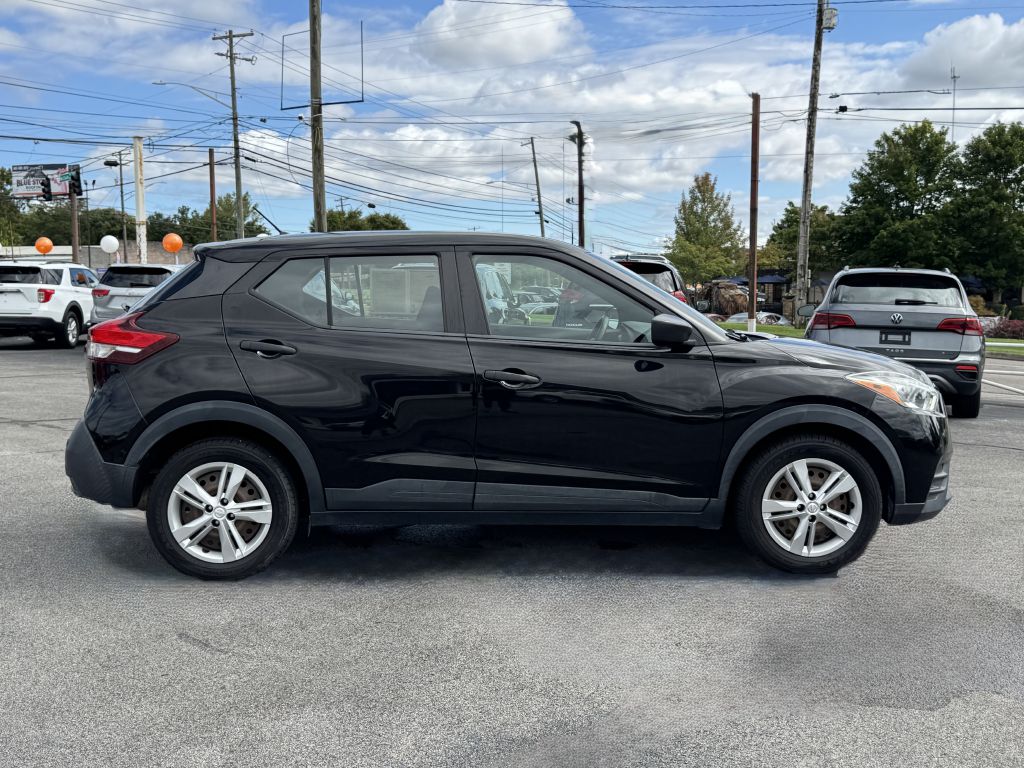 Photo 9 of this NISSAN KICKS