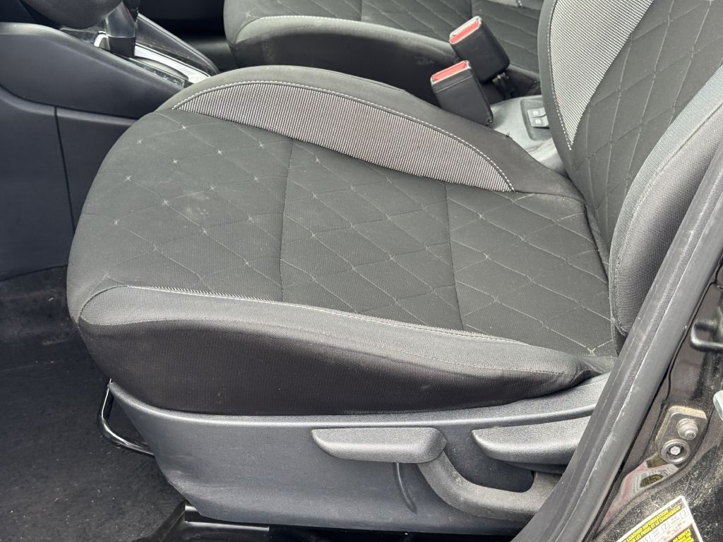Photo 12 of this NISSAN KICKS