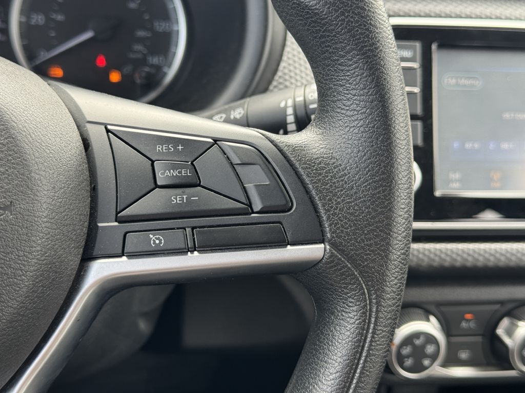 Photo 19 of this NISSAN KICKS