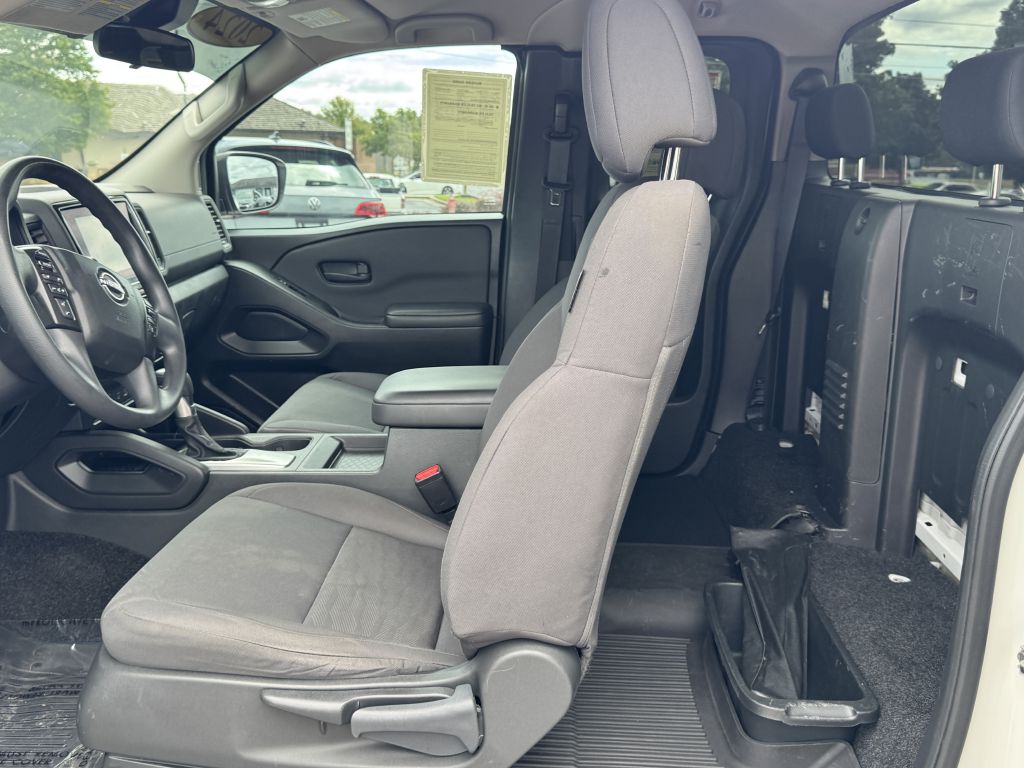 Photo 14 of this NISSAN FRONTIER