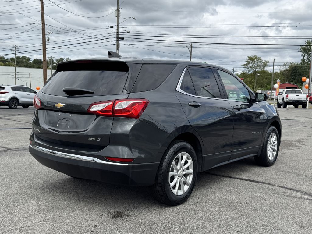 Photo 8 of this CHEVROLET EQUINOX