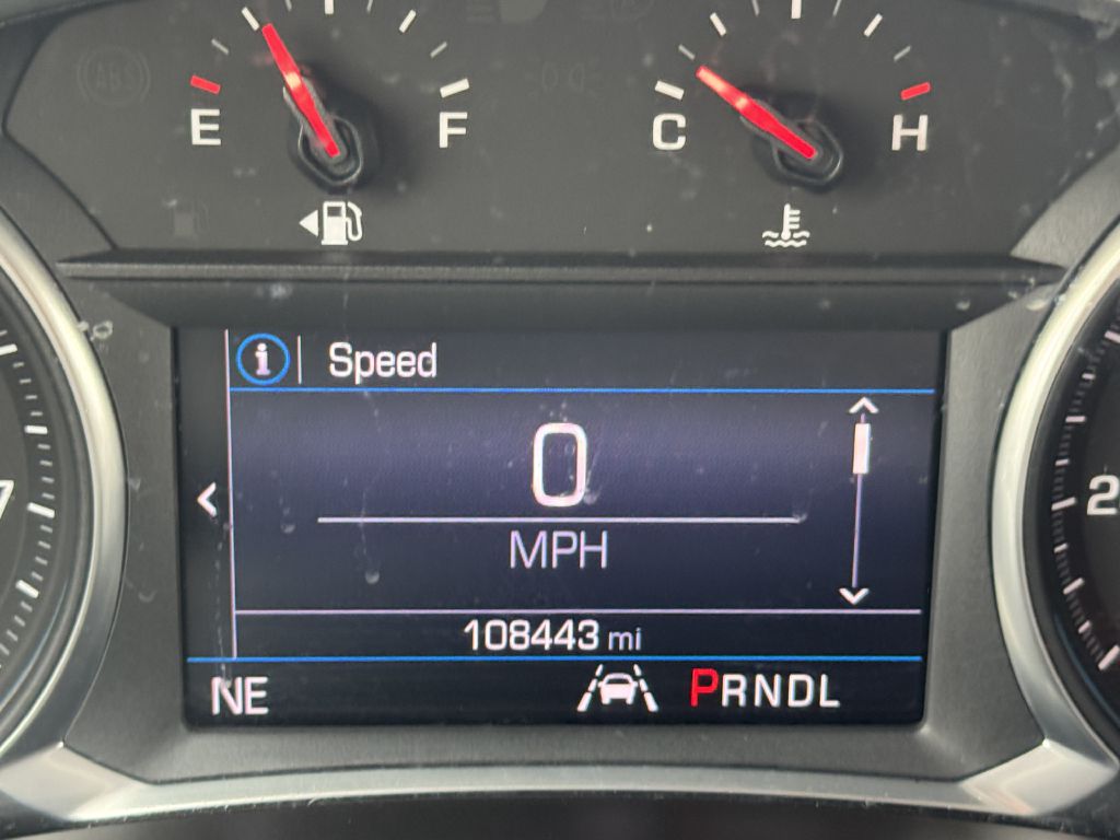 Photo 15 of this CHEVROLET EQUINOX