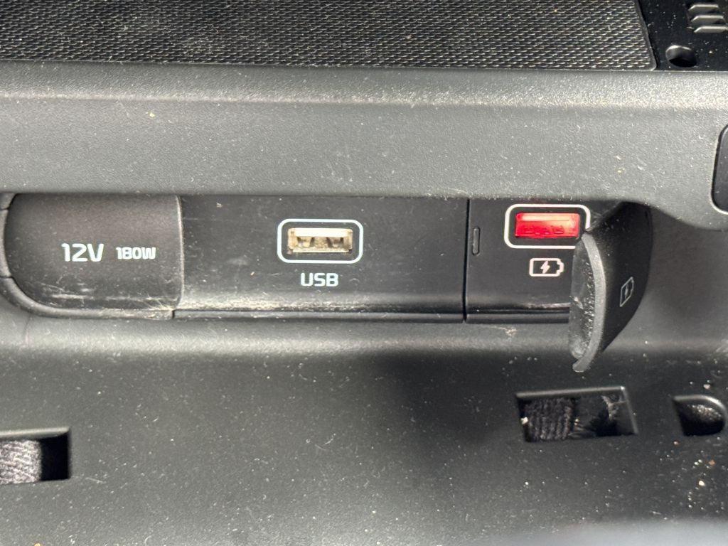 Photo 19 of this KIA SOUL