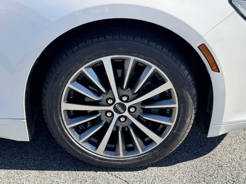 Photo 9 of this LINCOLN MKZ