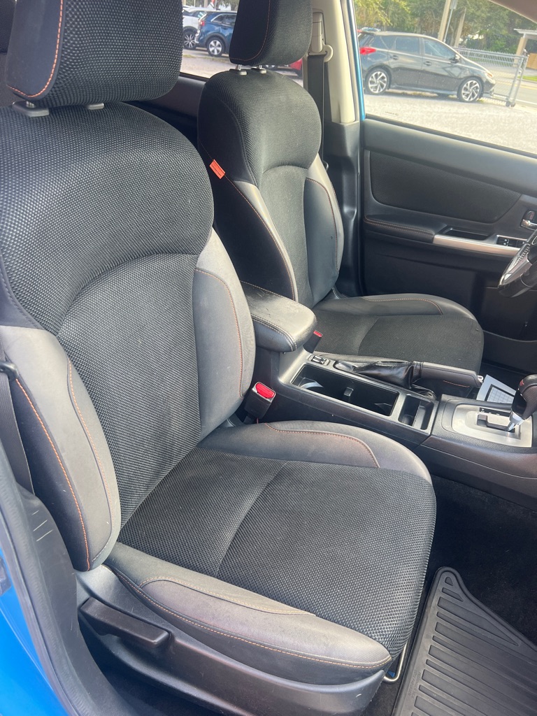 Photo 7 of this SUBARU CROSSTREK