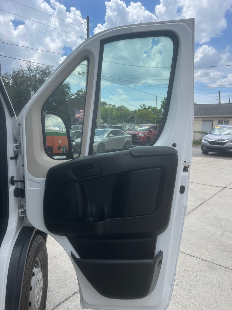 Photo 32 of this RAM PROMASTER 1500