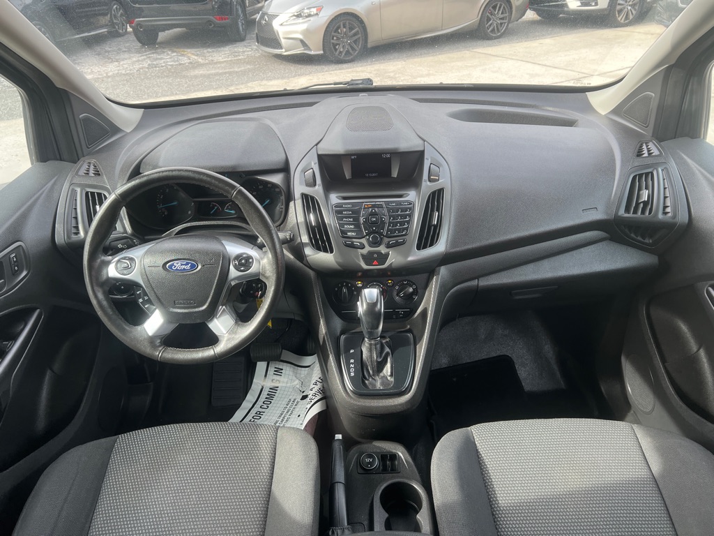 Photo 11 of this FORD TRANSIT CONNECT