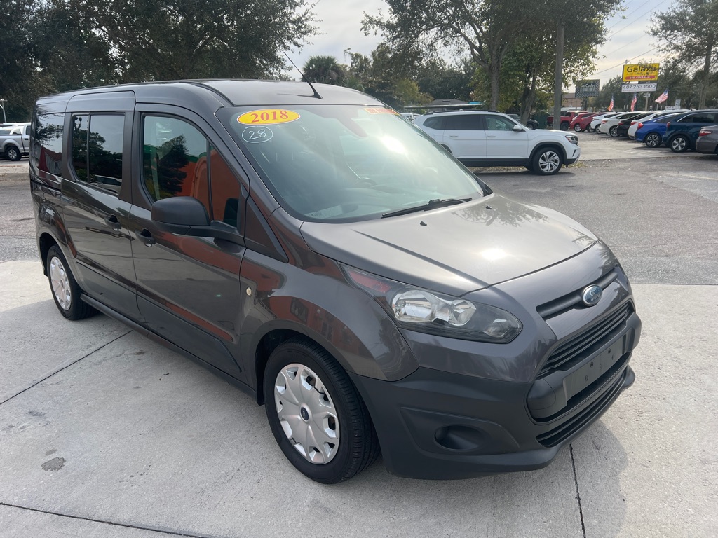 Photo 3 of this FORD TRANSIT CONNECT
