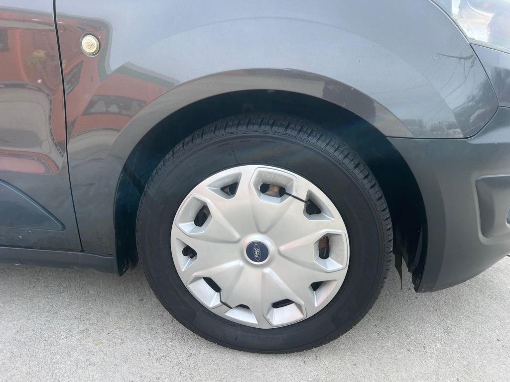Photo 4 of this FORD TRANSIT CONNECT