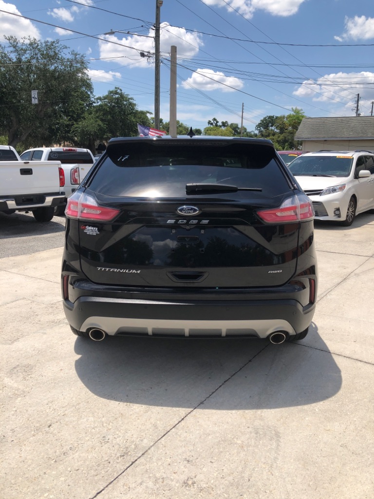 Photo 4 of this FORD EDGE