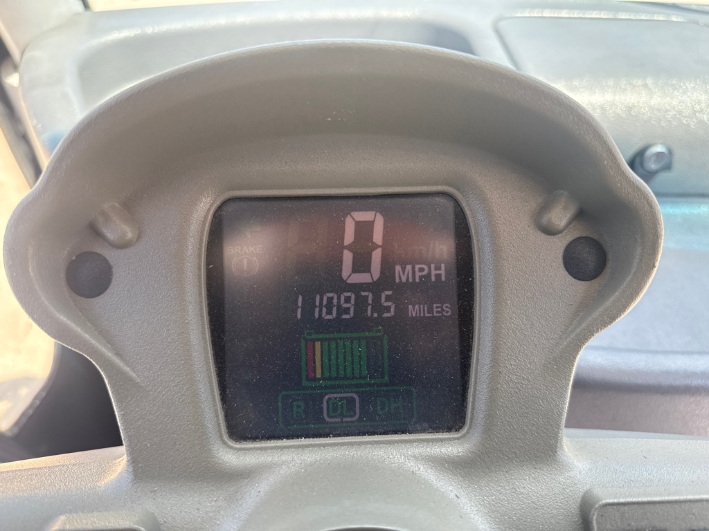Photo 11 of this GLOBAL ELECTRIC MOTO 825