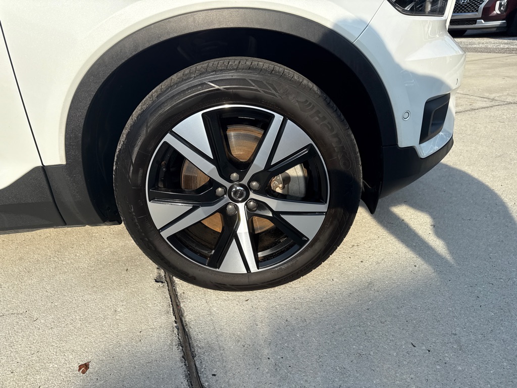 Photo 4 of this VOLVO XC40