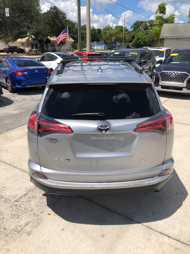 Photo 18 of this TOYOTA RAV4