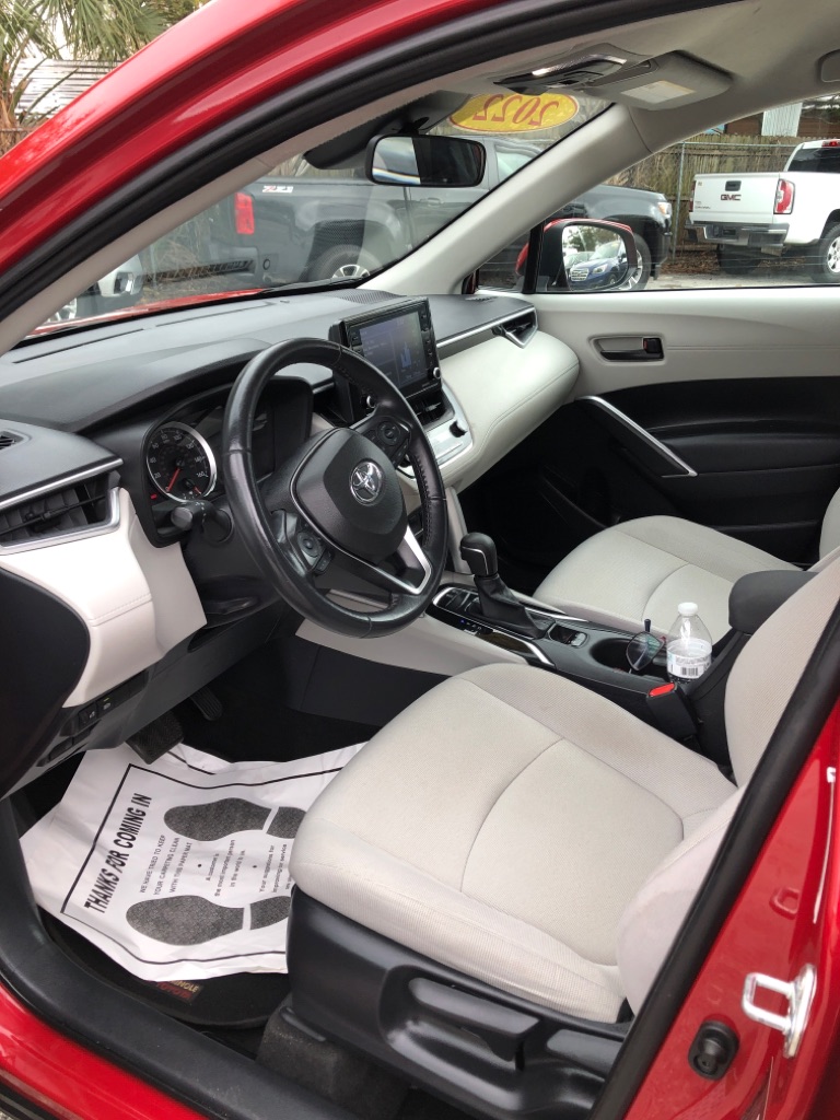 Photo 6 of this TOYOTA COROLLA CROSS