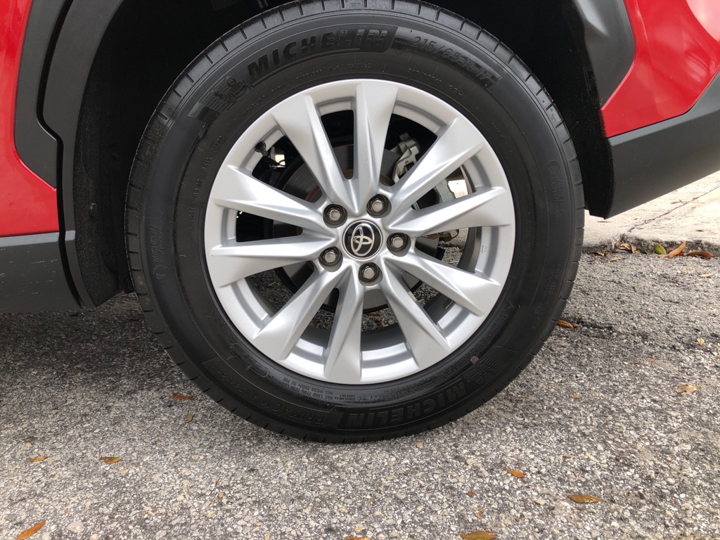 Photo 5 of this TOYOTA COROLLA CROSS