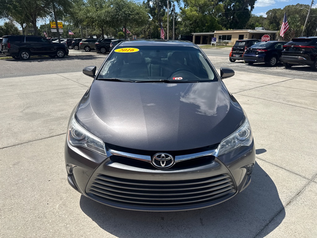 Photo 2 of this TOYOTA CAMRY