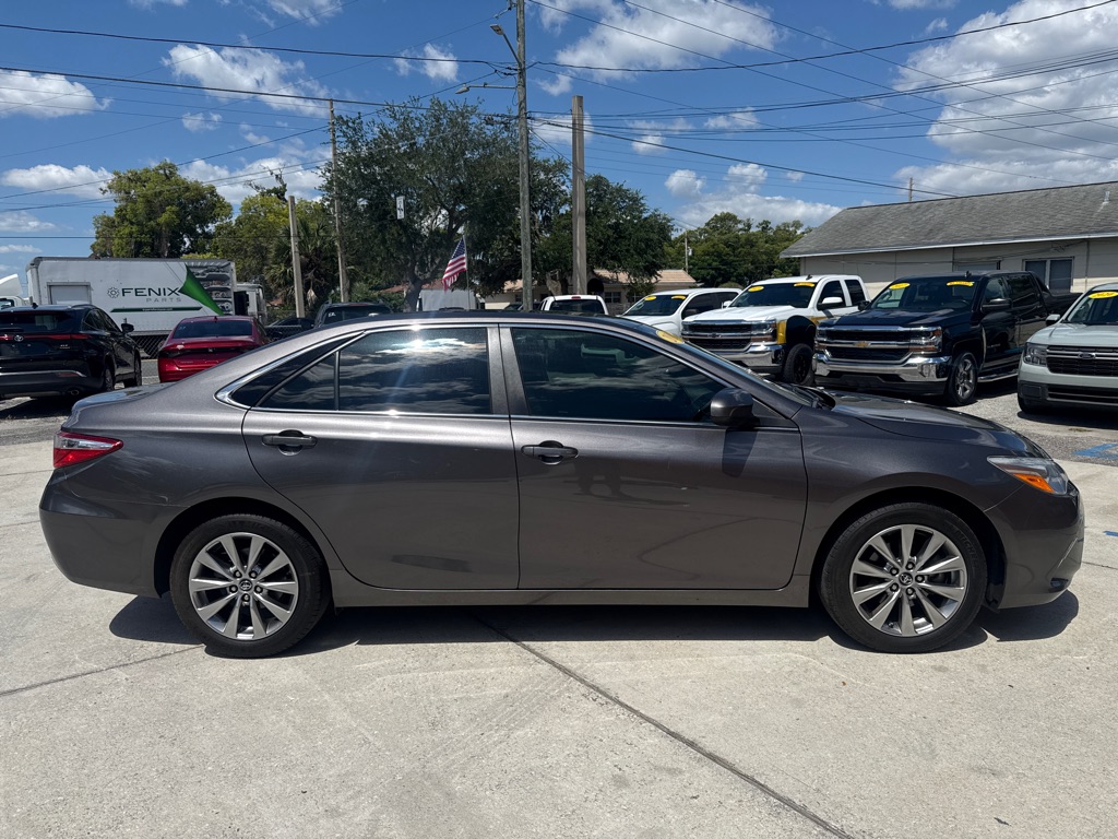 Photo 5 of this TOYOTA CAMRY