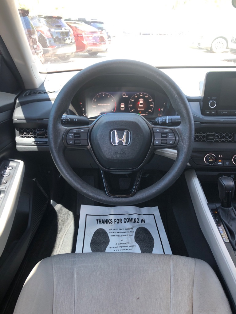 Photo 16 of this HONDA ACCORD