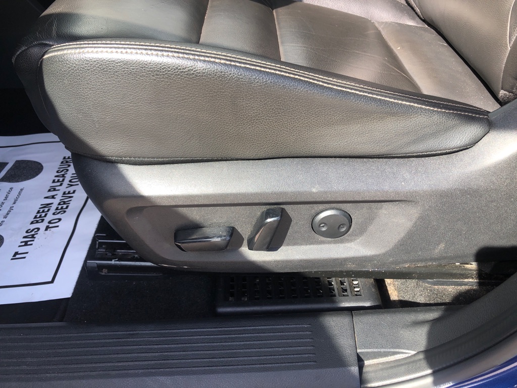 Photo 26 of this NISSAN ROGUE