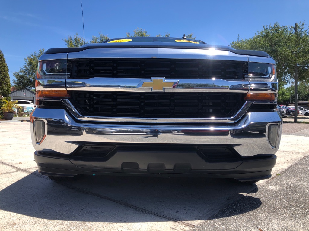 Photo 26 of this CHEVROLET SILVERADO 1500