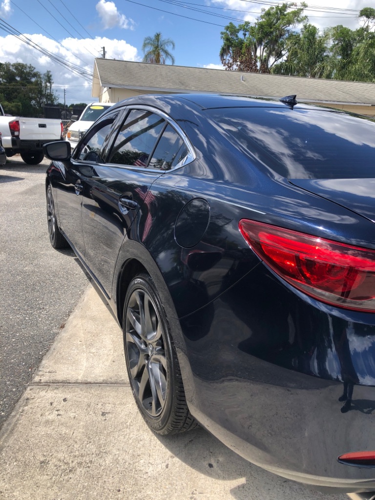 Photo 21 of this MAZDA 6
