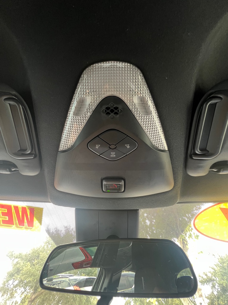 Photo 38 of this TOYOTA C-HR