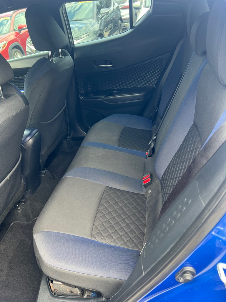 Photo 23 of this TOYOTA C-HR