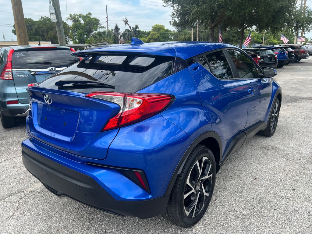 Photo 13 of this TOYOTA C-HR