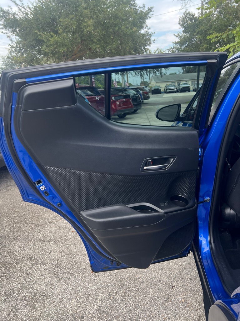 Photo 21 of this TOYOTA C-HR