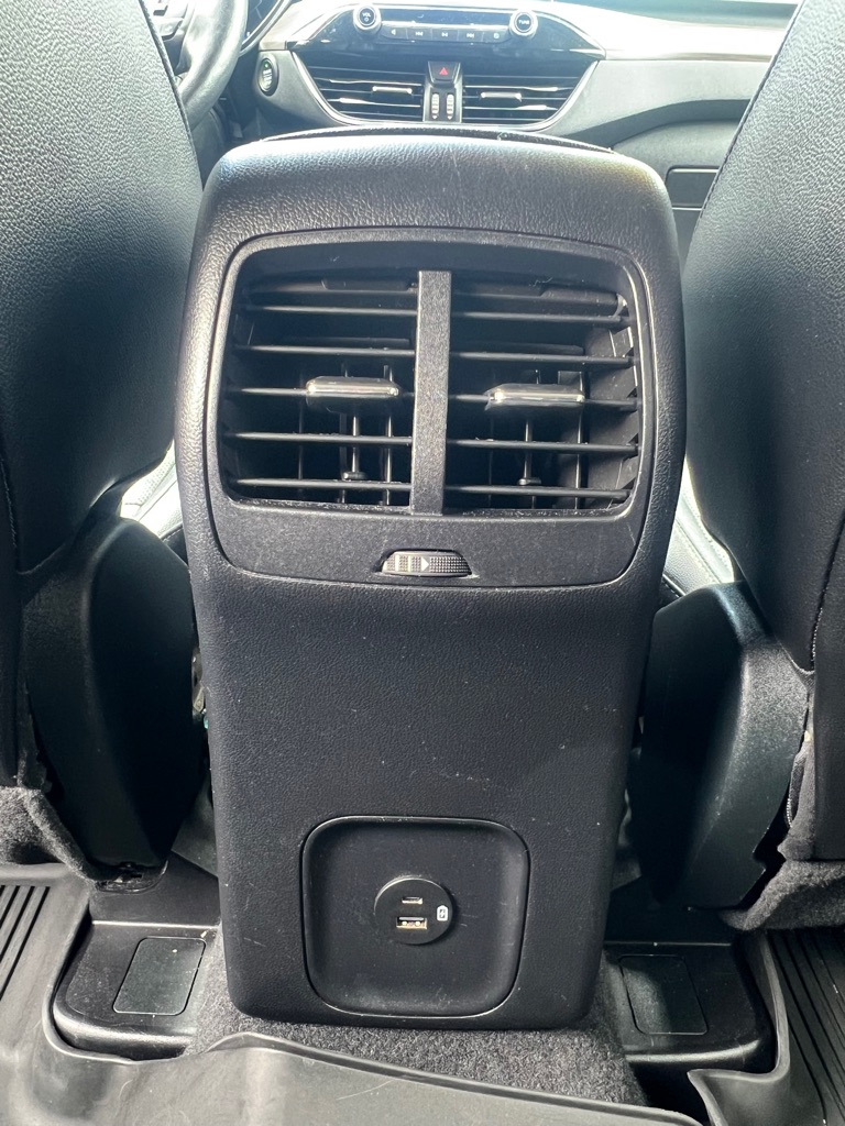 Photo 44 of this FORD ESCAPE