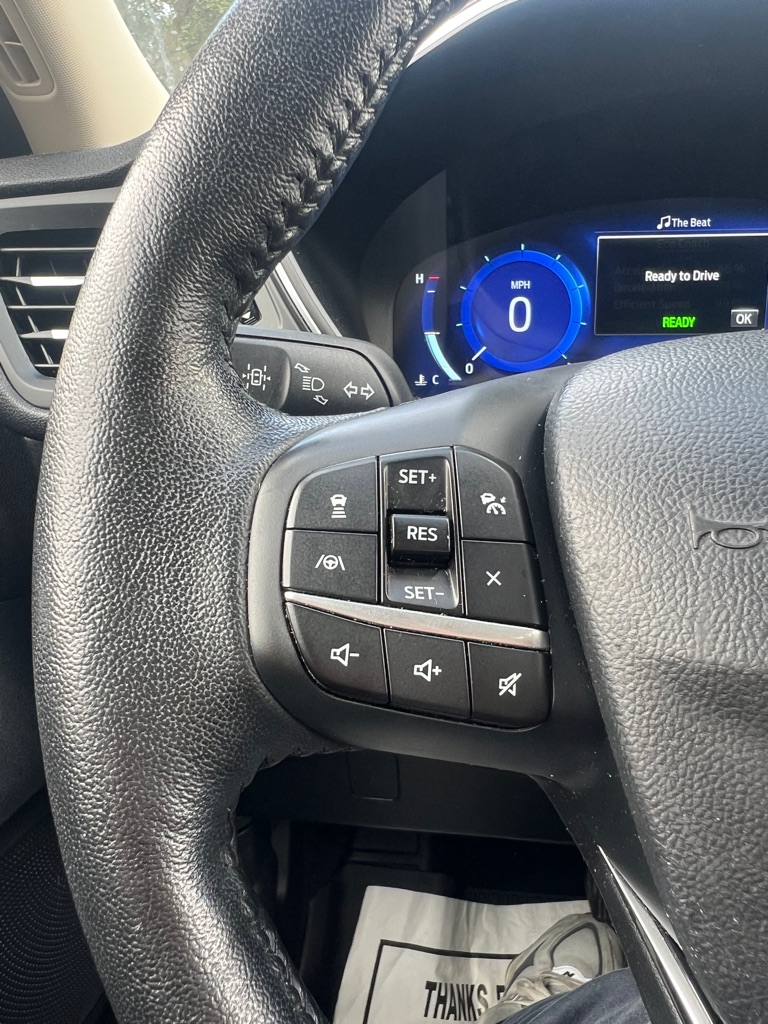 Photo 54 of this FORD ESCAPE