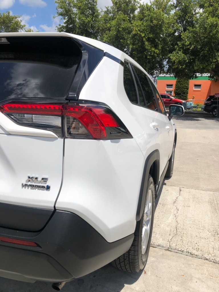 Photo 18 of this TOYOTA RAV4